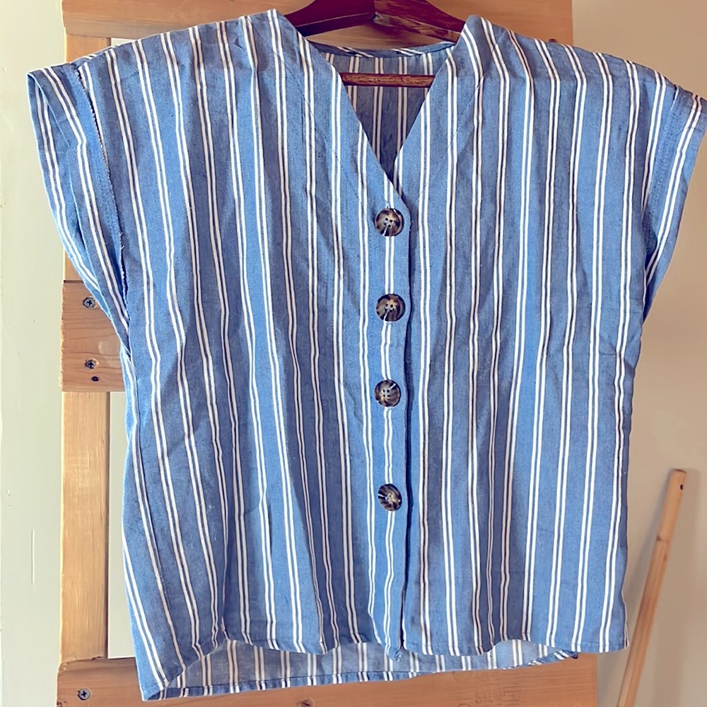 Linen/blend blue and white stripe summer top
